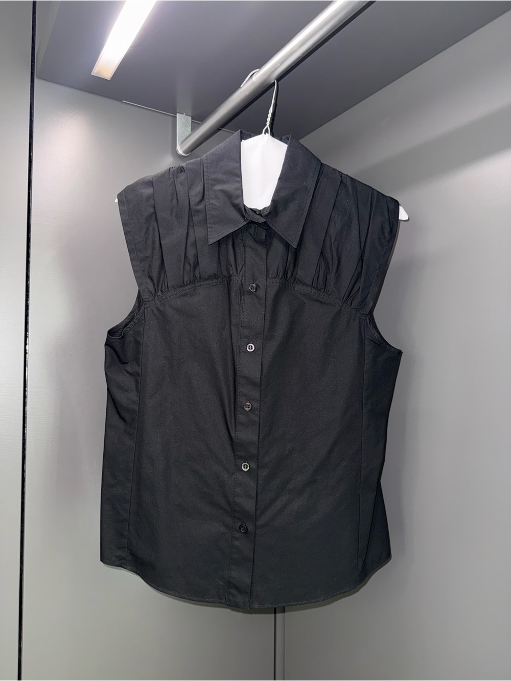 See By Chloé Black Sleeveless Button-Front Top
